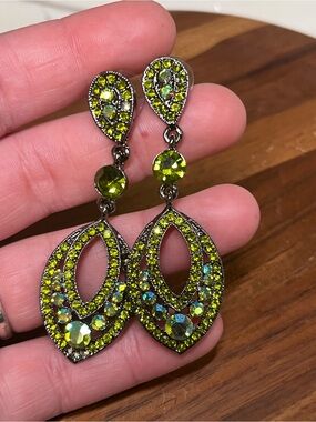 Vintage 90s Peridot Green + AB Crystal Dangle Silver Tone Earrings /Formal Wear
